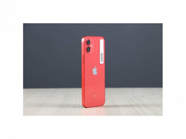 Használt Apple iPhone 12 64GB piros B US-8285
