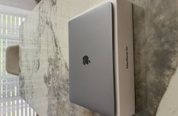 Apple MacBook Air 13