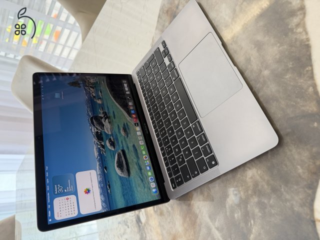 Apple MacBook Air 13