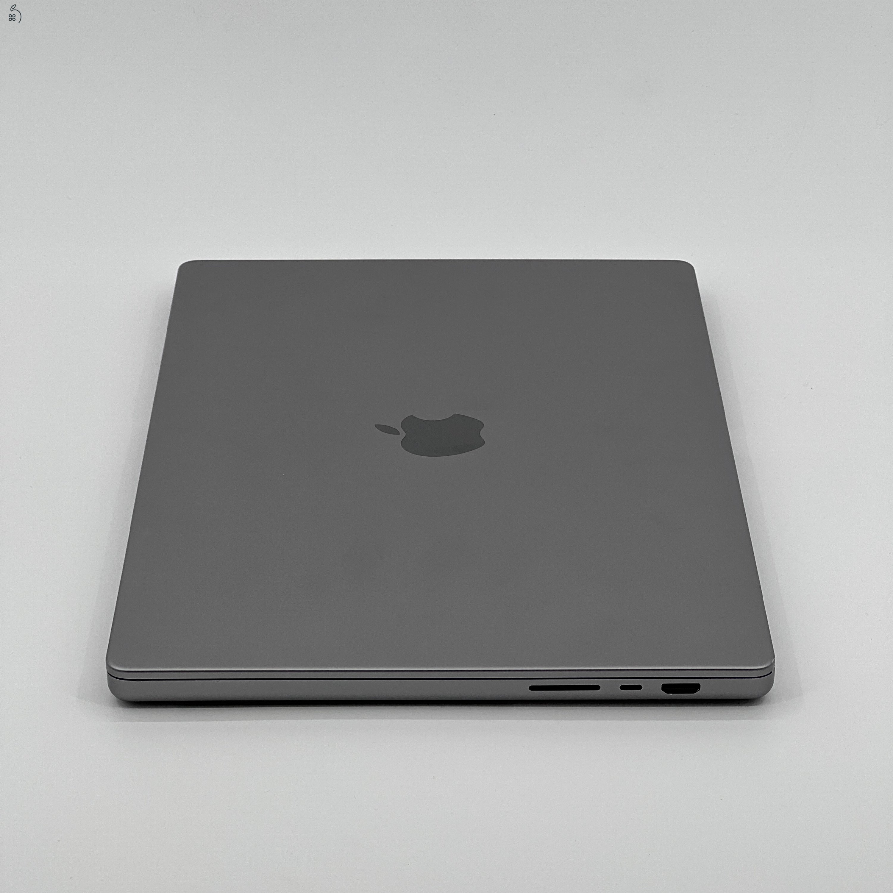 MacBook Pro 16″ 2021, M1 Pro 10 Cores, 16 GB RAM, 16 core GPU, 512 GB SSD, 27% Áfás 0489AB