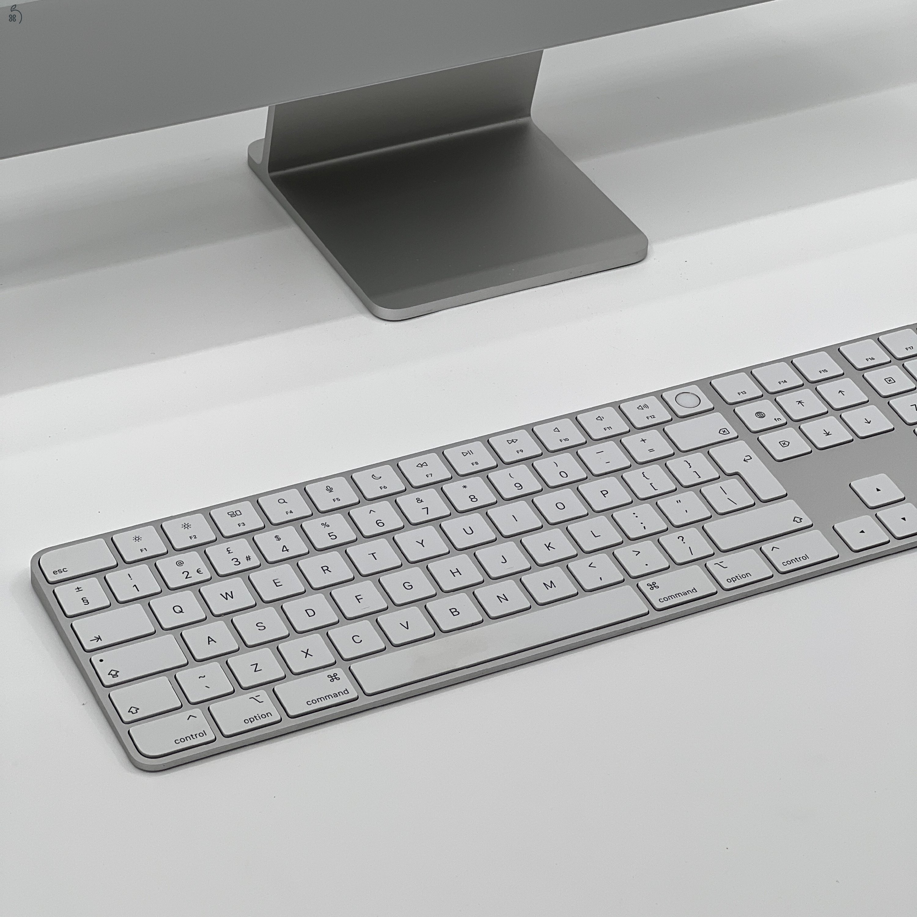 iMac 24