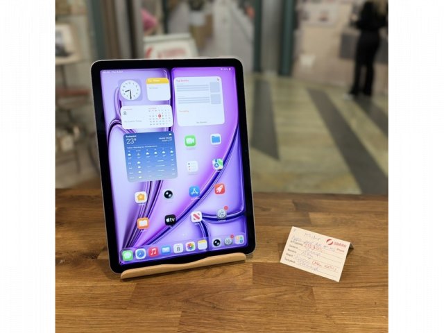 Apple iPad Air 7 11