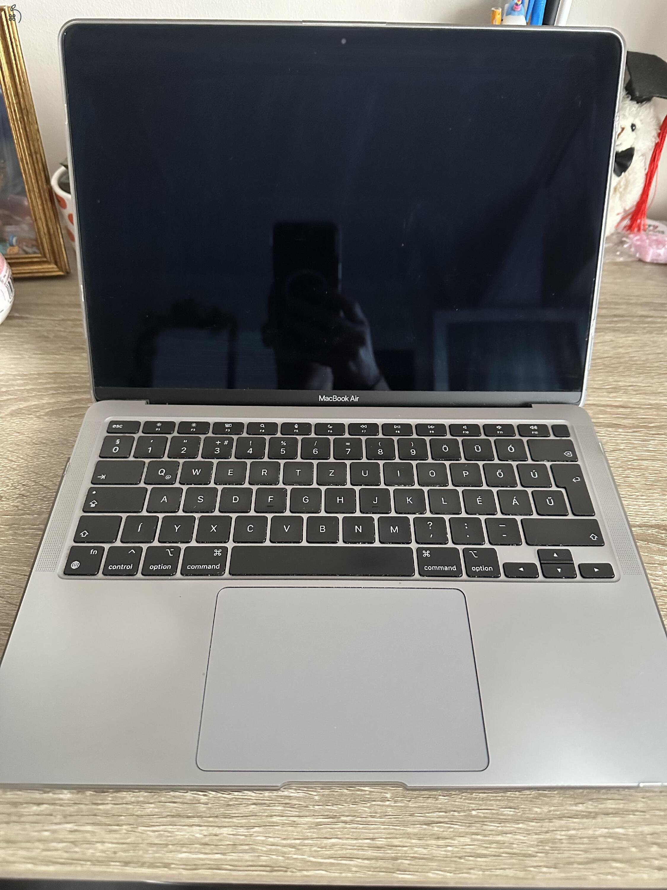 Kitűnő állapotú, használt MacBook Air M1 13