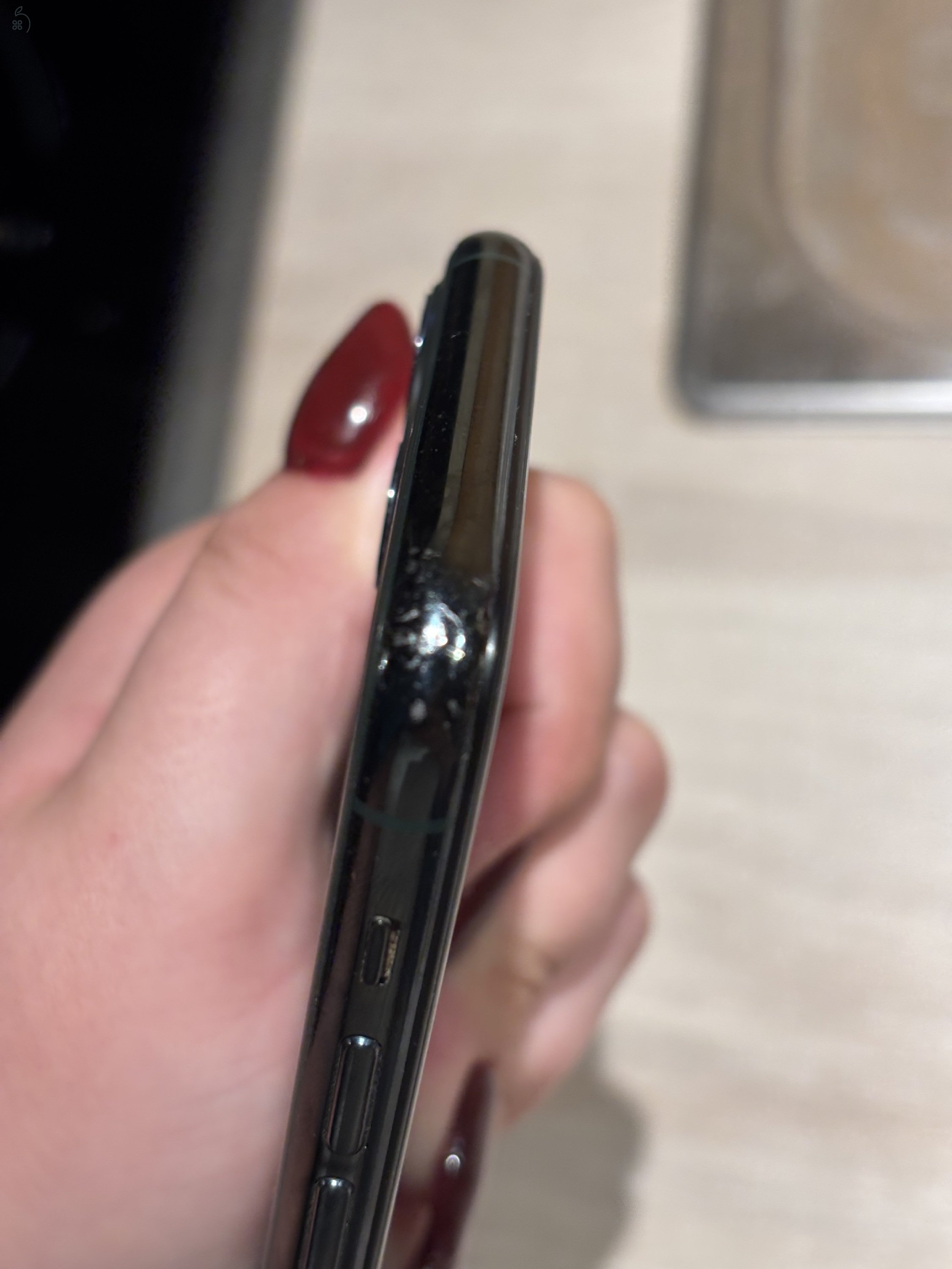Eladó iPhone 11 Pro 64 GB – Midnight Green (Kártyafüggetlen)