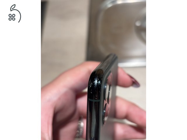 Eladó iPhone 11 Pro 64 GB – Midnight Green (Kártyafüggetlen)