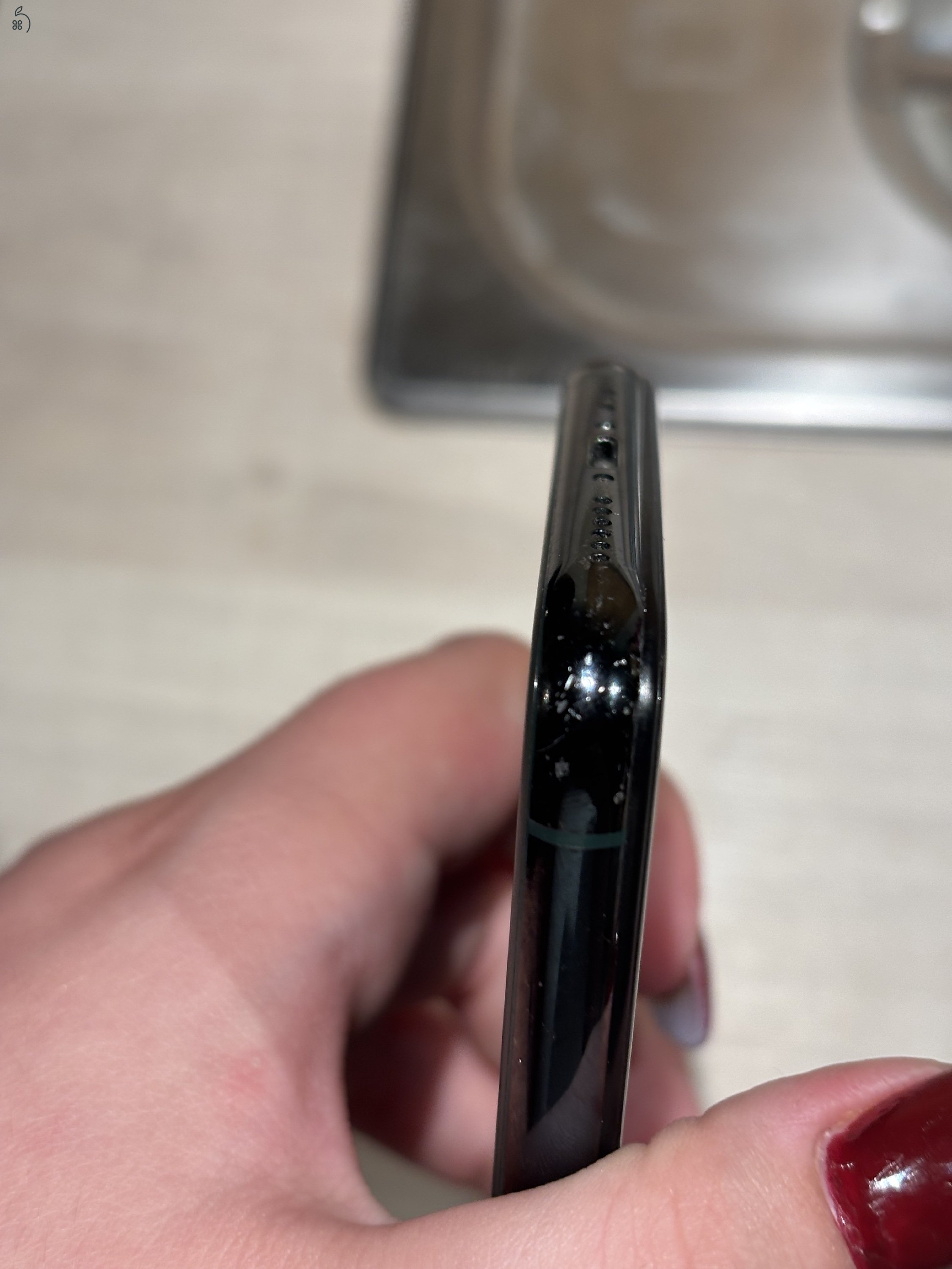 Eladó iPhone 11 Pro 64 GB – Midnight Green (Kártyafüggetlen)