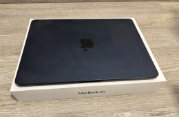 MacBook Air 2025 13,6