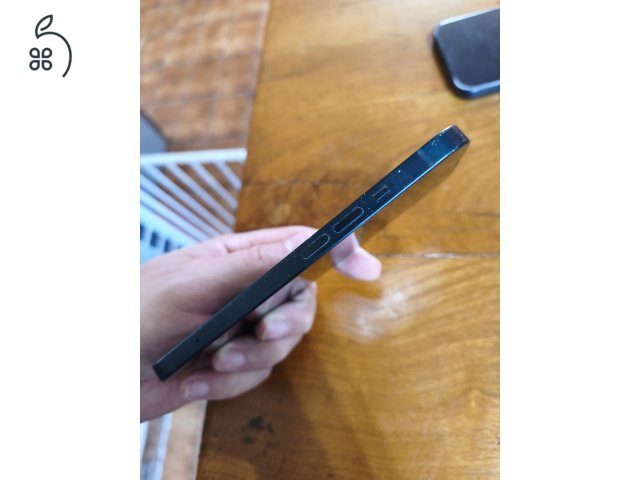 iPhone 13 256GB One függő