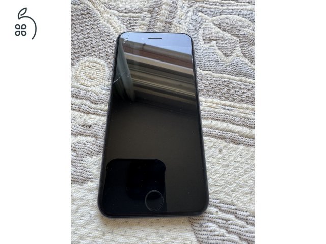 iPhone 8 64 GB független, sérült