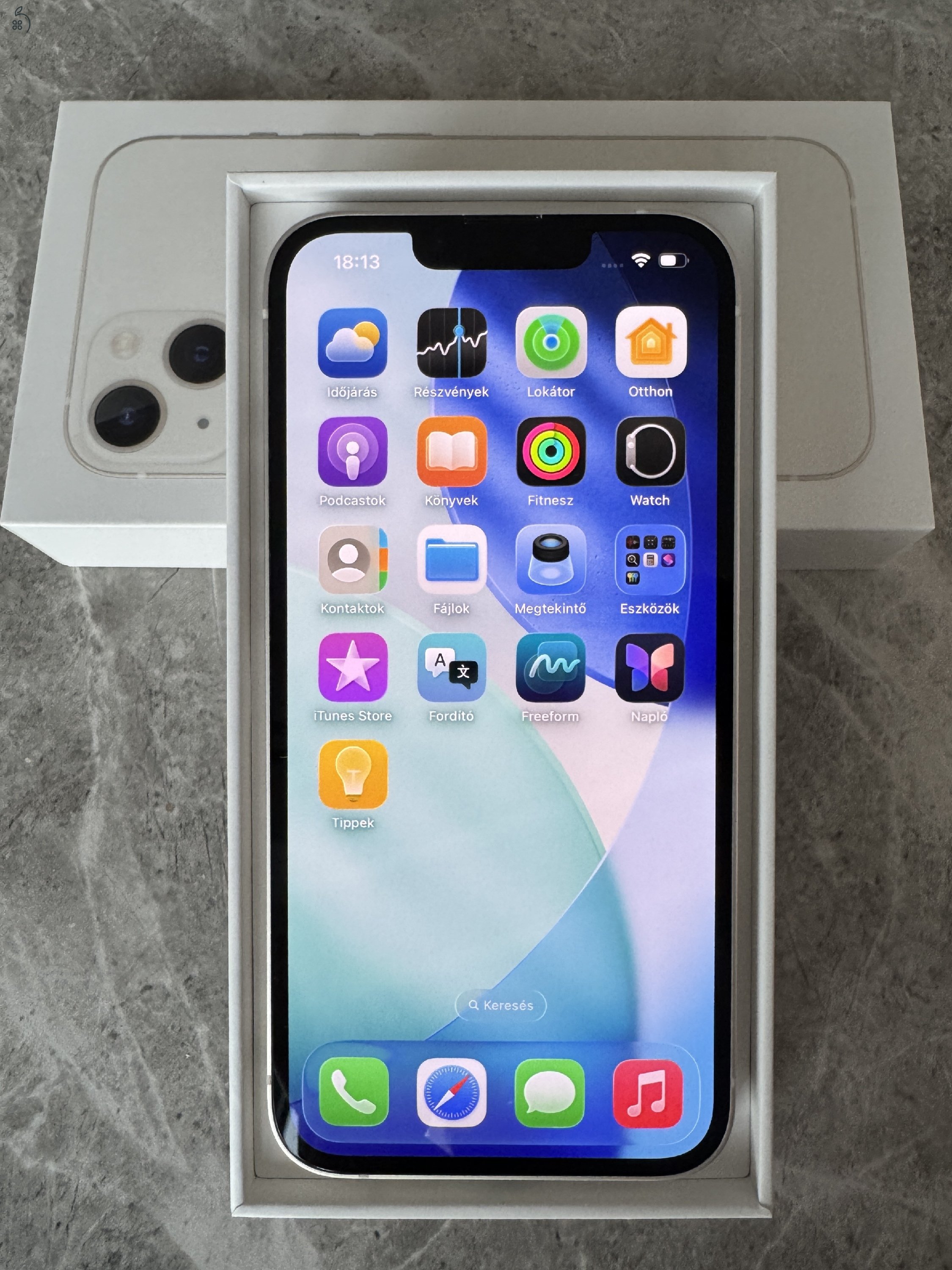 Eladó Apple iPhone 13 Starlight 128 GB független – újszerű állapotban