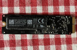 512 GB APPLE 100 / 100 % -os SSD eladó.
