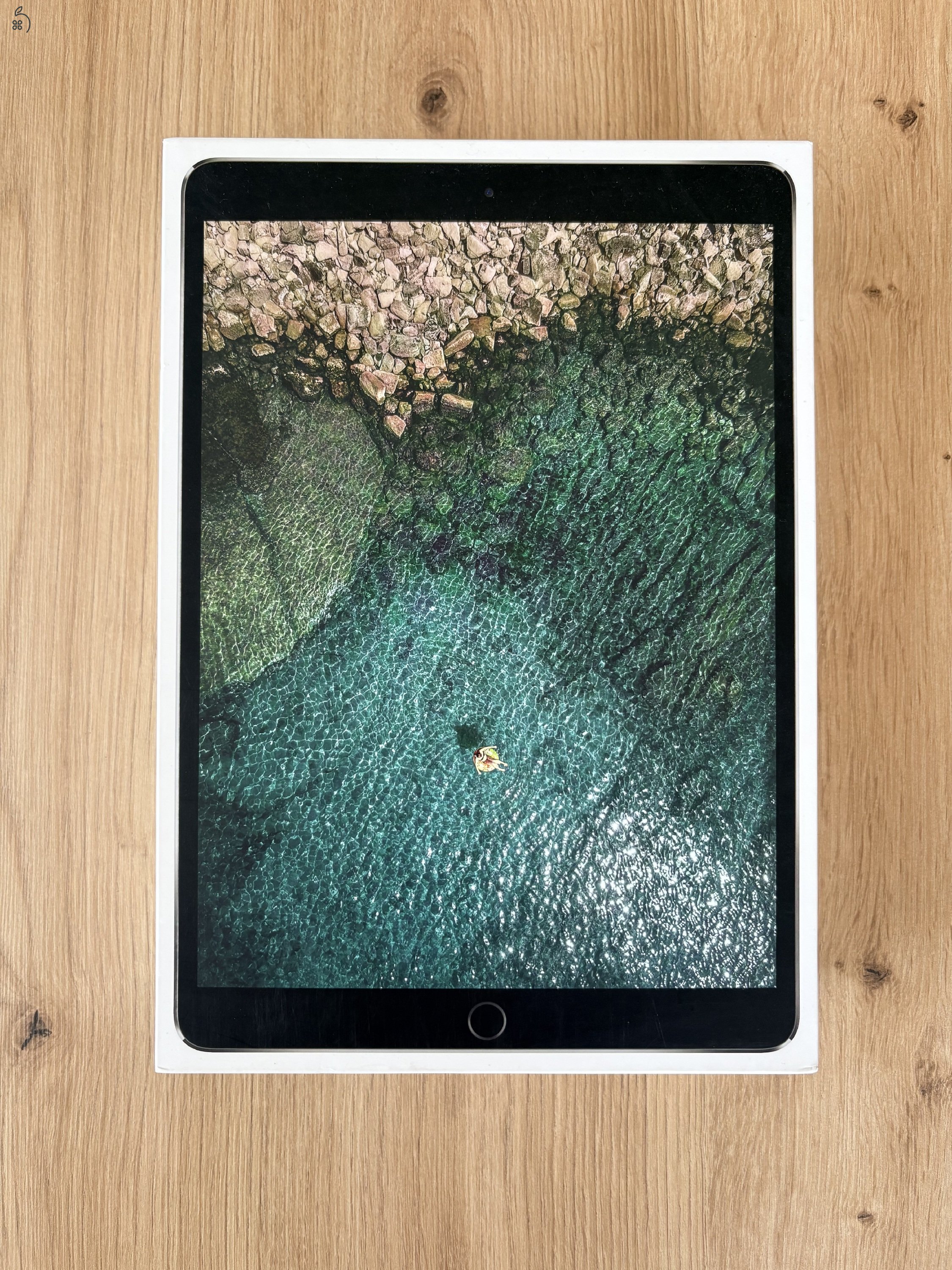 iPad Pro 10.5-inch 64 GB Wi-Fi (asztroszürke) - 2017
