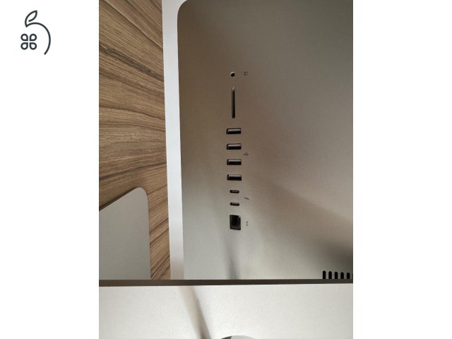 Apple iMac | 21.5