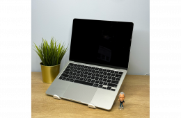 MacSzerez.com - 2022 MacBook Air 13