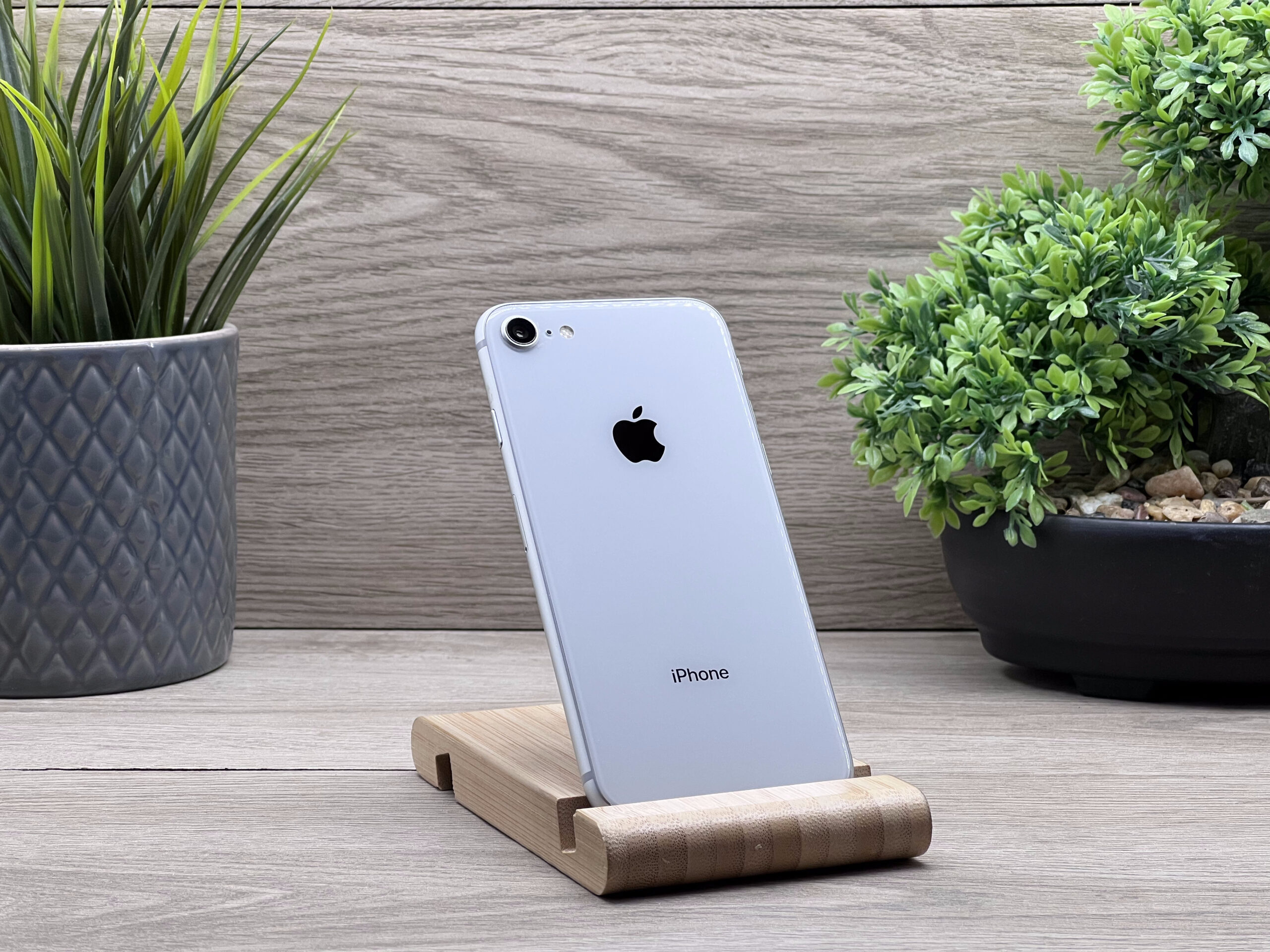 iPhone 8 White 64GB 2 ÉV Garanciával 100%
