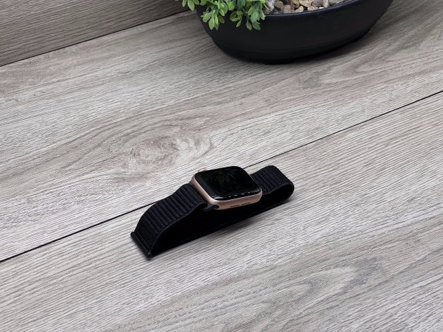 Hibátlan Apple Watch S5 gold  40mm 2 ÉV Garanciával