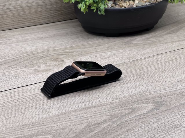 Hibátlan Apple Watch S5 gold  40mm 2 ÉV Garanciával
