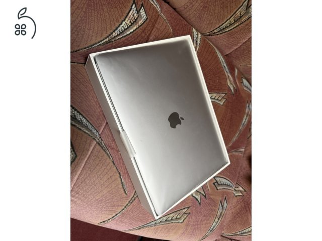 Apple MacBook Air 13” M1 (2020) – 8 GB RAM / 256 GB SSD – Gyári doboz + töltő