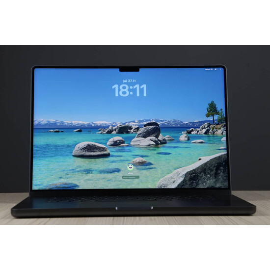 Újszerű MacBook Pro 16