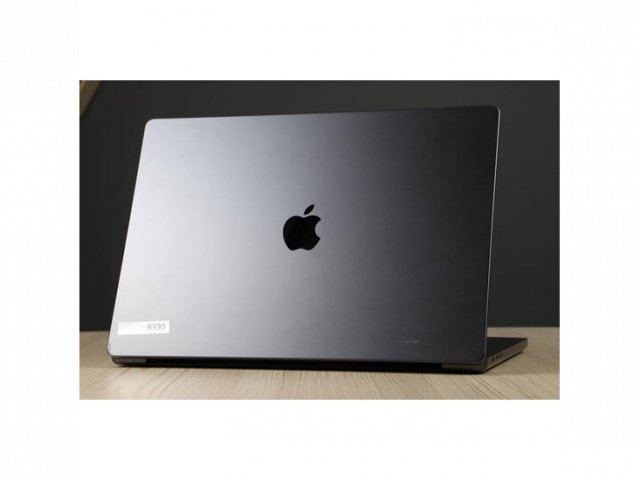 Újszerű MacBook Pro 16