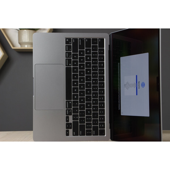Újszerű Apple Macbook Air 13