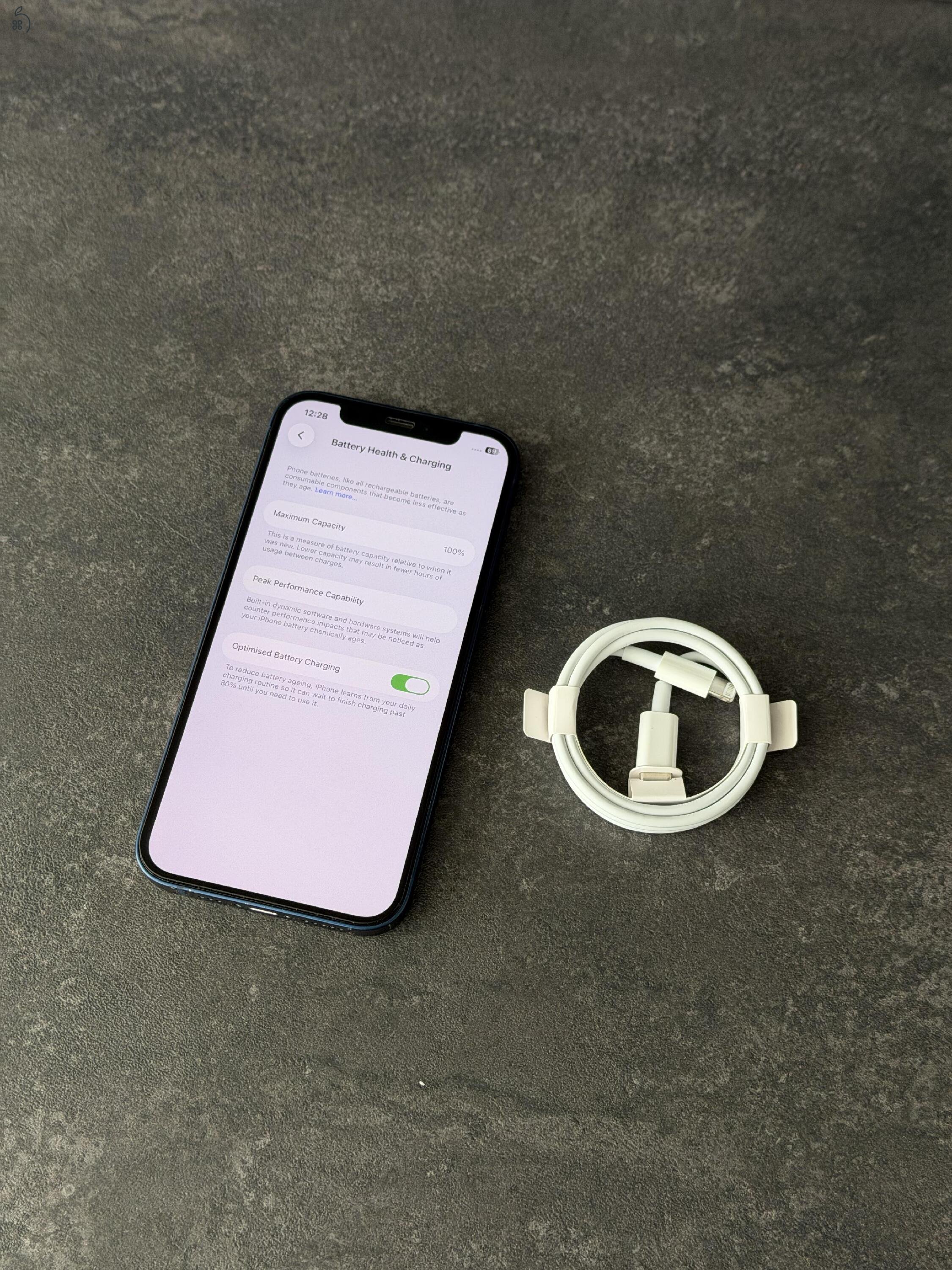 Apple iPhone 12, 64Gb, Kártyafüggetlen, Szép Állapotú, 100% Akkumulátor