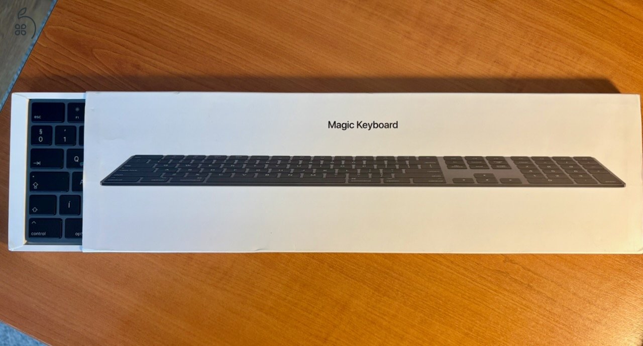  Magic Mouse 2, Magic Trackpad 2 és Magic Keyboard with Numeric Keypad (HU) – Space Gray