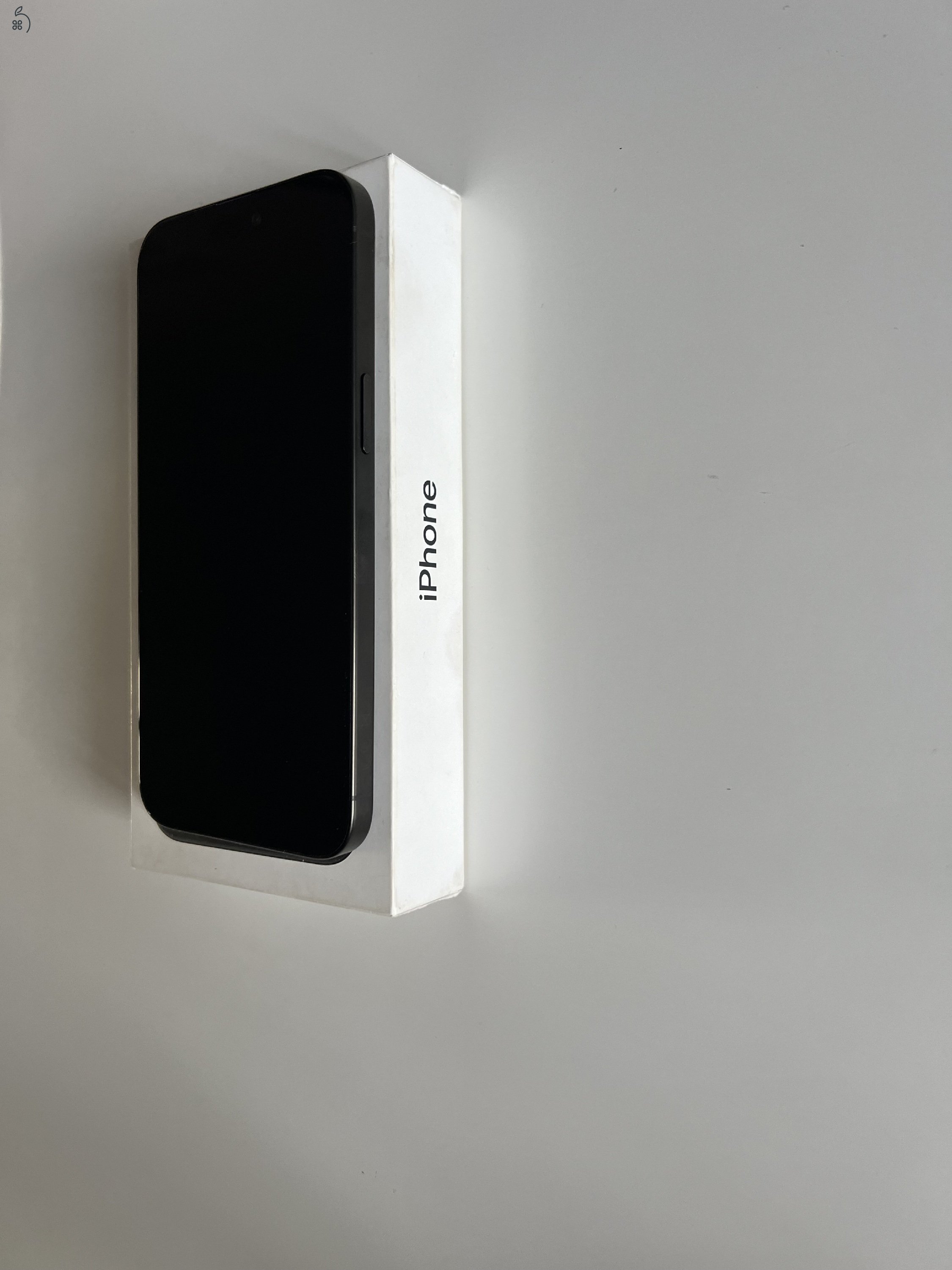 Újszerű iPhone 15 Pro Max 256GB Black Titanium Független (86%)