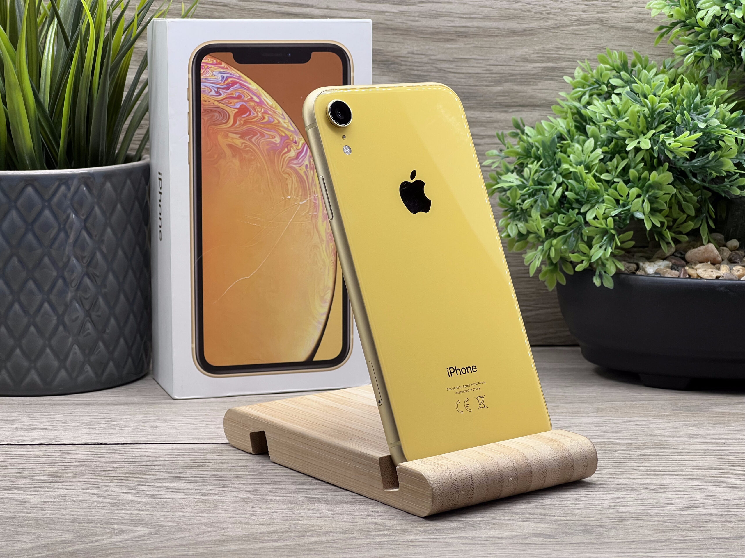iPhone XR Yellow 128GB 2 ÉV Garanciával 100%