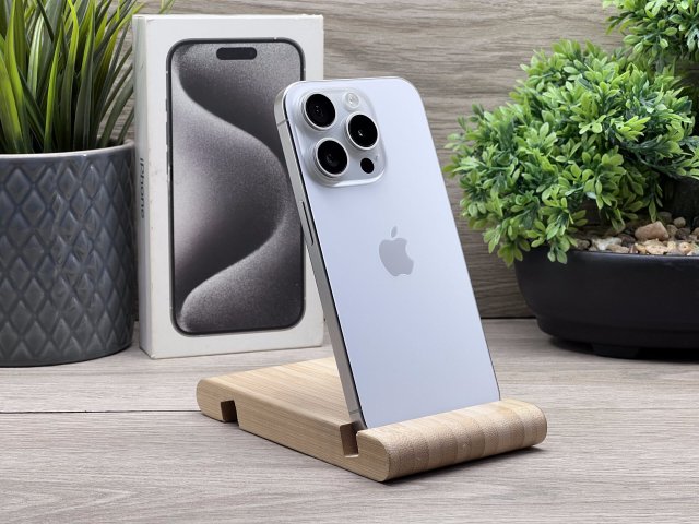 Hibátlan iPhone 15 Pro White Titanium 128GB 2 ÉV Garanciával 92%
