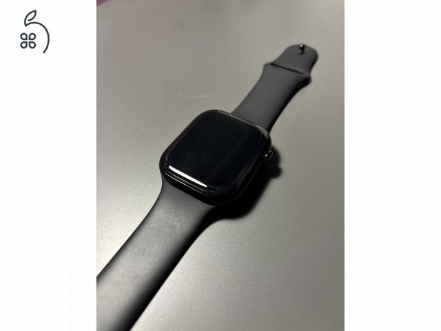 Apple Watch Series 11 46mm Kozmoszfekete (100% aksi, garanciális)