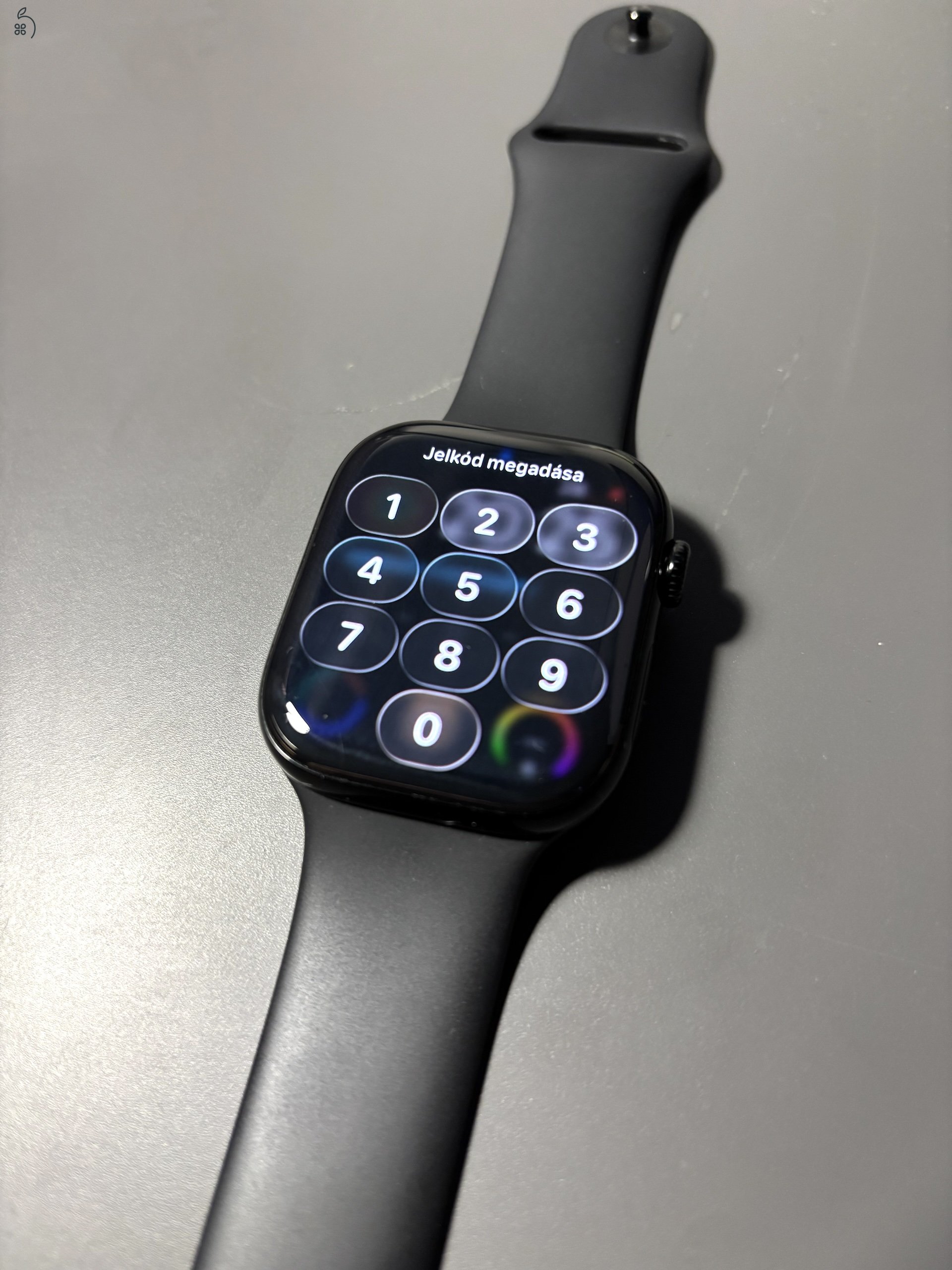 Apple Watch Series 11 46mm Kozmoszfekete (100% aksi, garanciális)