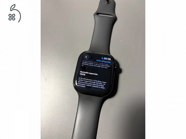 Apple Watch Series 11 46mm Kozmoszfekete (100% aksi, garanciális)