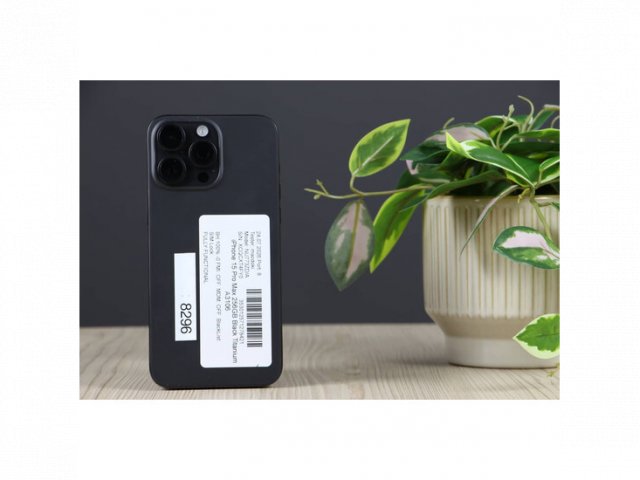 SWAP iPhone 15 Pro Max 256 space gray US-8296 garanciában cserélt
