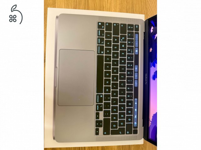 MacBook Pro 2020 M1 - 8GB/512GB - 94% akksi, 156 ciklus