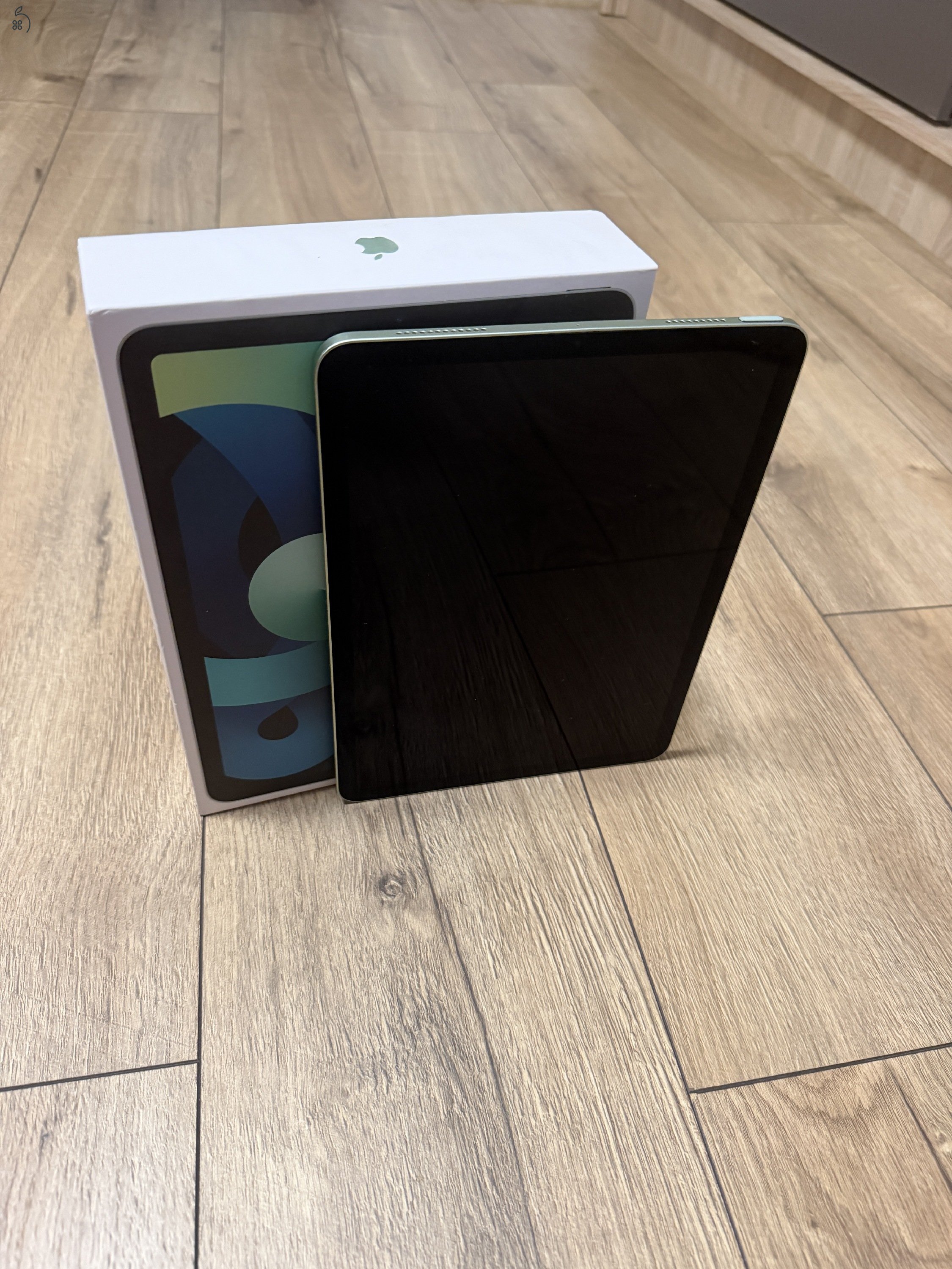 Ipad air 4