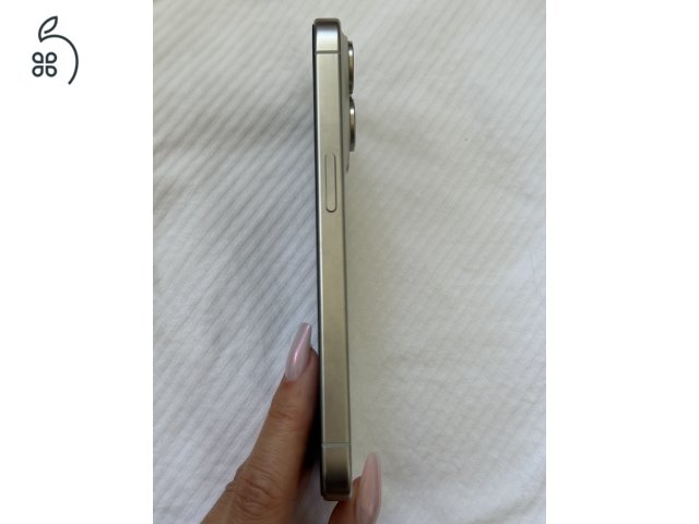 Apple iPhone 15pro 128GB (Titán Fehér)