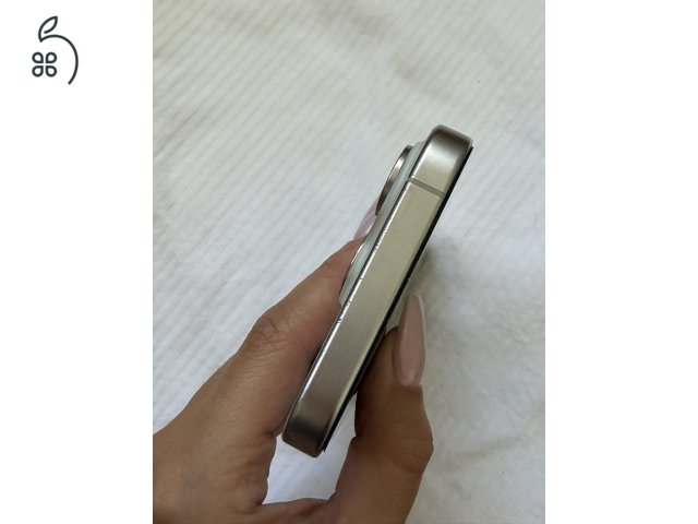 Apple iPhone 15pro 128GB (Titán Fehér)
