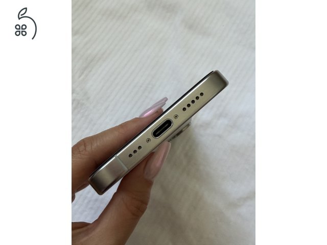 Apple iPhone 15pro 128GB (Titán Fehér)