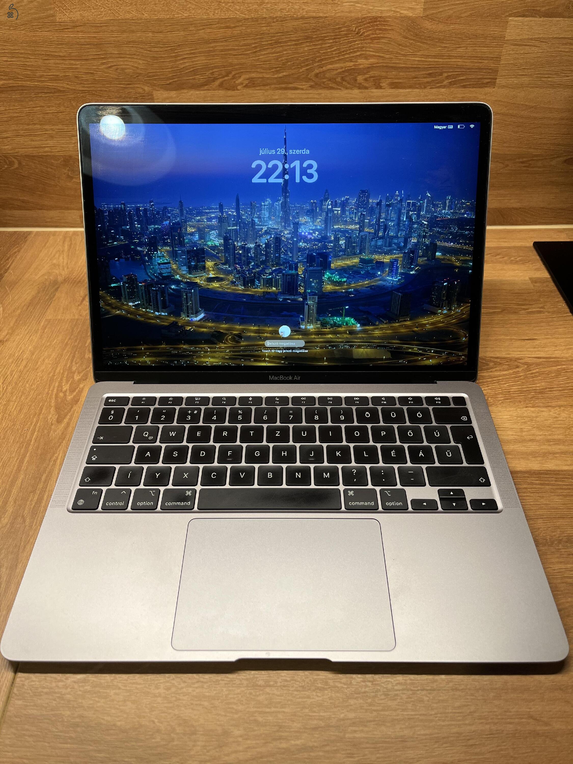 Apple MacBook Air M1 13
