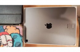 Apple iPad Air 5 szürke (2022 10.9 256GB Wifi-s) 91% akkumulátor