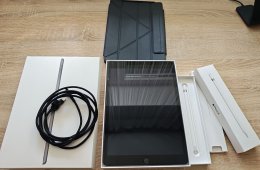 Eladó Apple iPad 9. generáció (2021) 256 GB Wi-Fi + Apple Pencil (1. generáció)