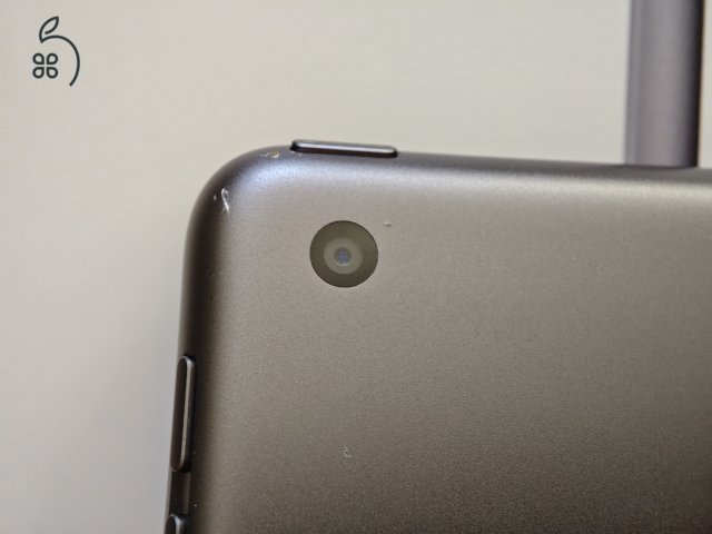 Eladó Apple iPad 9. generáció (2021) 256 GB Wi-Fi + Apple Pencil (1. generáció)