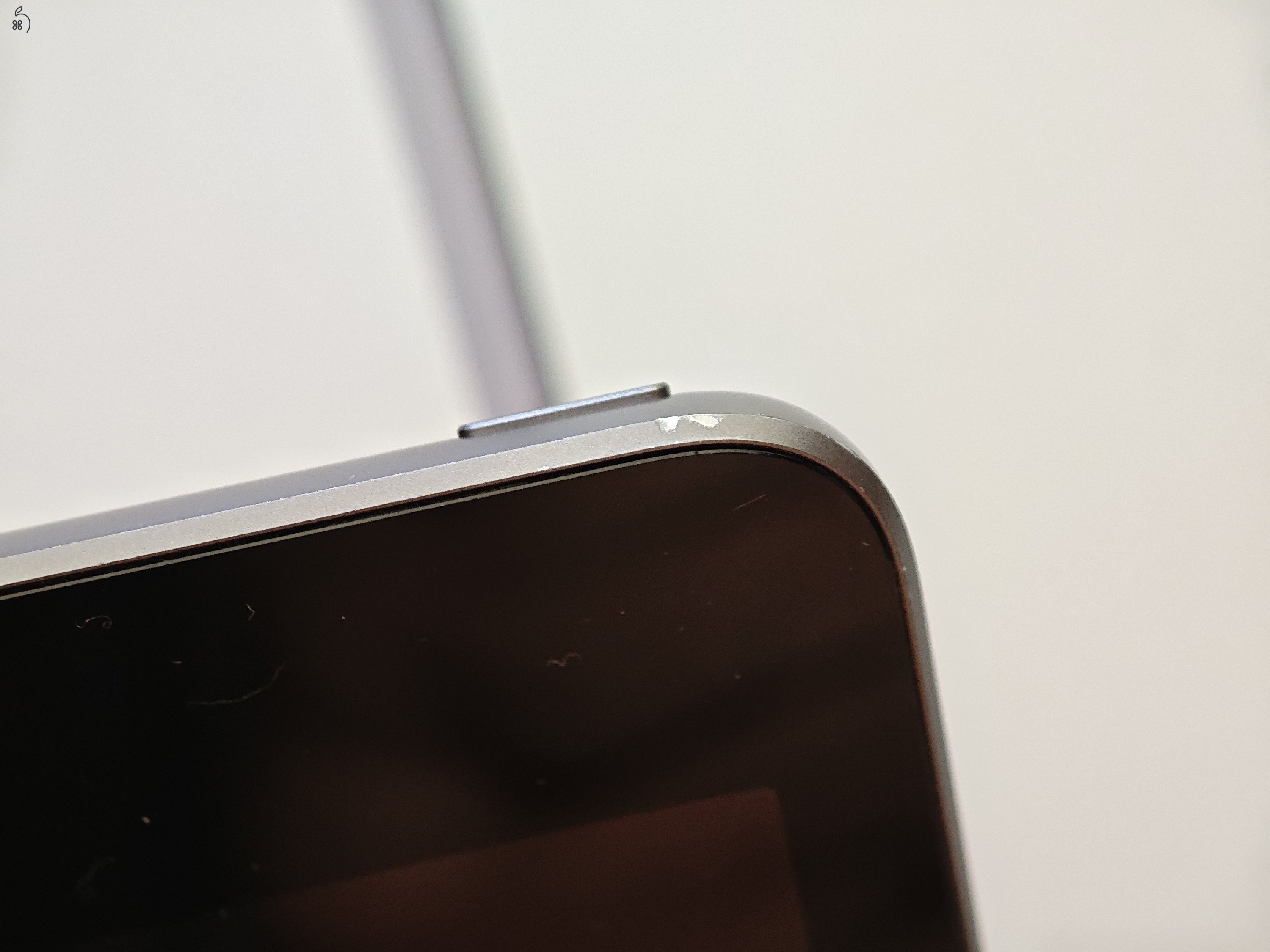 Eladó Apple iPad 9. generáció (2021) 256 GB Wi-Fi + Apple Pencil (1. generáció)