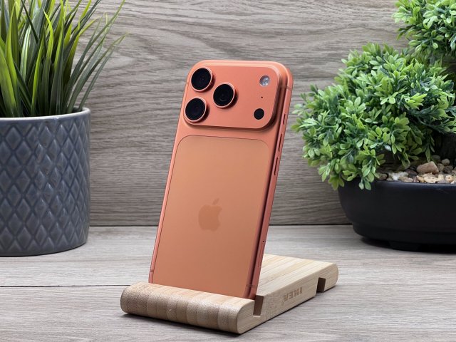Hibátlan iPhone 17 Pro Cosmic Orange 256GB 2 ÉV Garanciával 100%