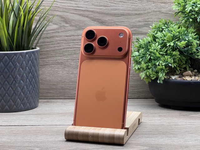 Hibátlan iPhone 17 Pro Cosmic Orange 256GB 2 ÉV Garanciával 100%