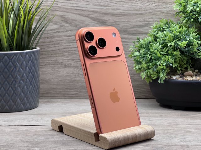 Hibátlan iPhone 17 Pro Cosmic Orange 256GB 2 ÉV Garanciával 100%