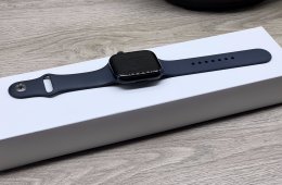 Apple Watch S8 Midnight 45mm 2 ÉV Garanciával