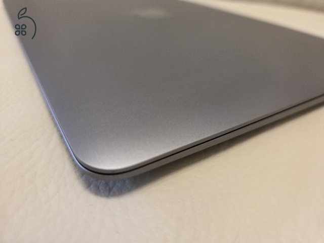 Apple MacBook Retina 12