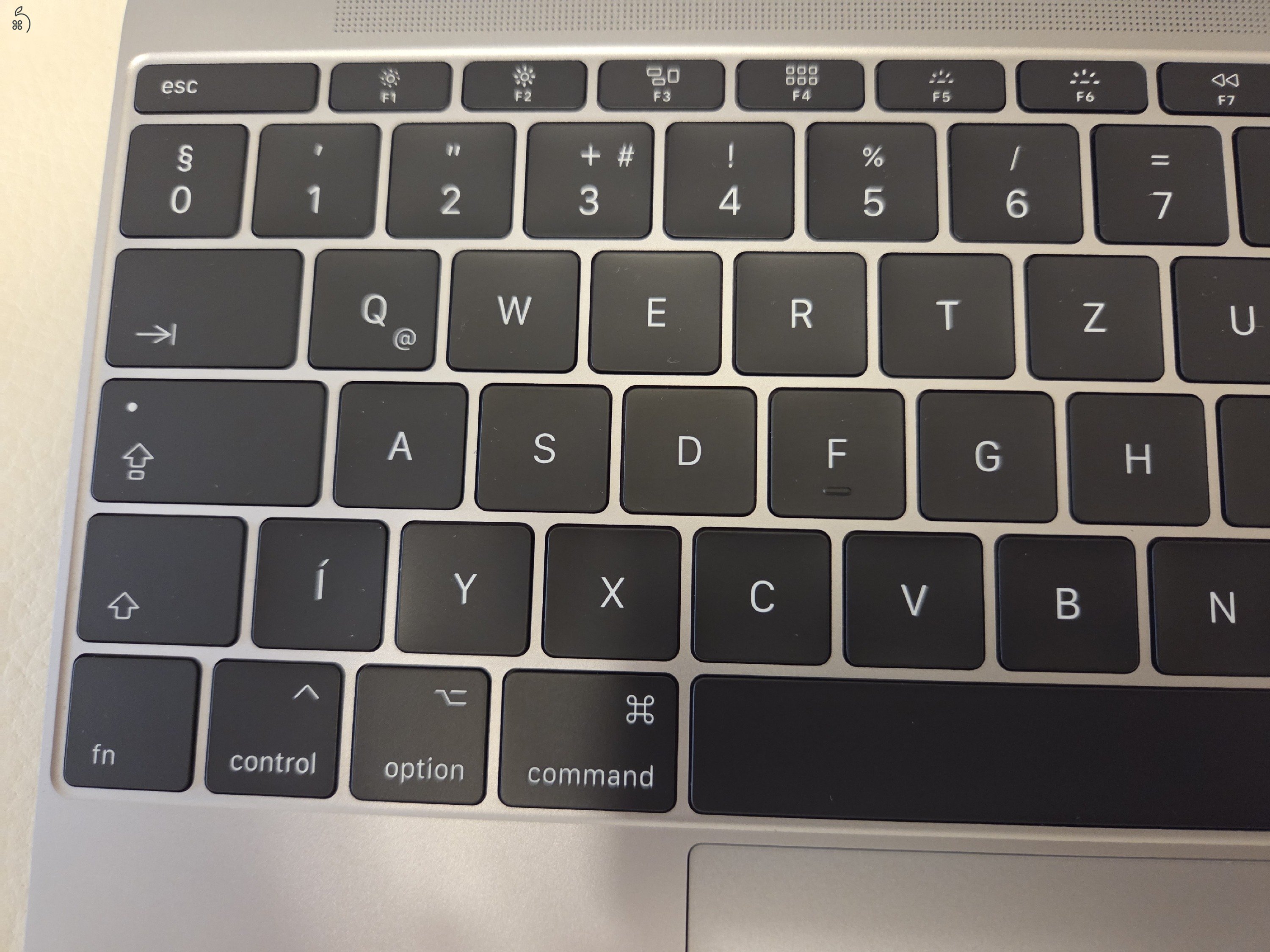 Apple MacBook Retina 12